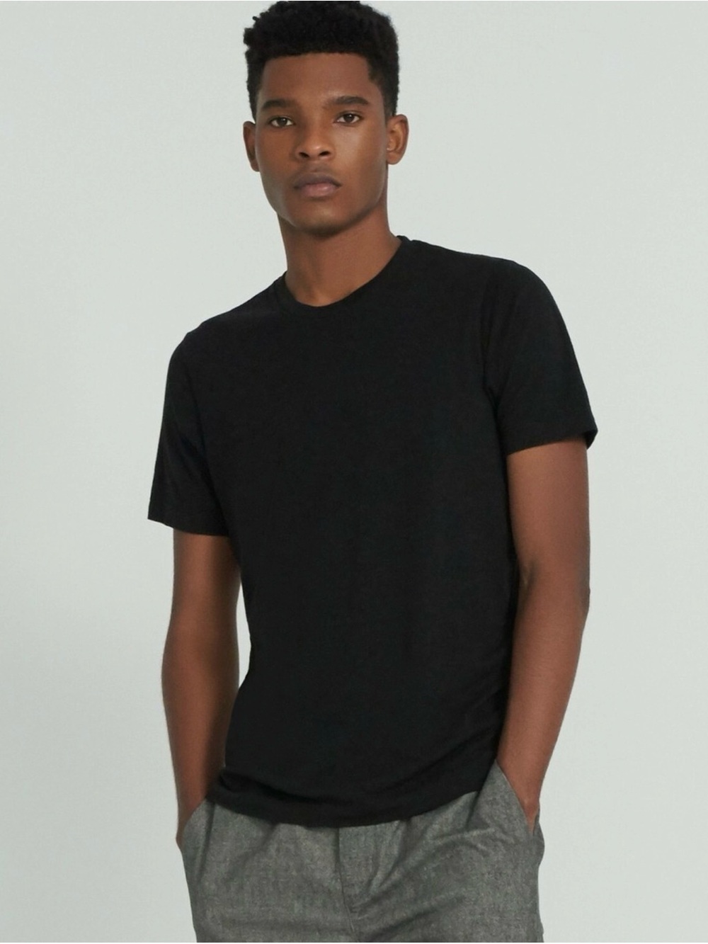 J Brand Men's Short Sleeve Crew Tee in Black